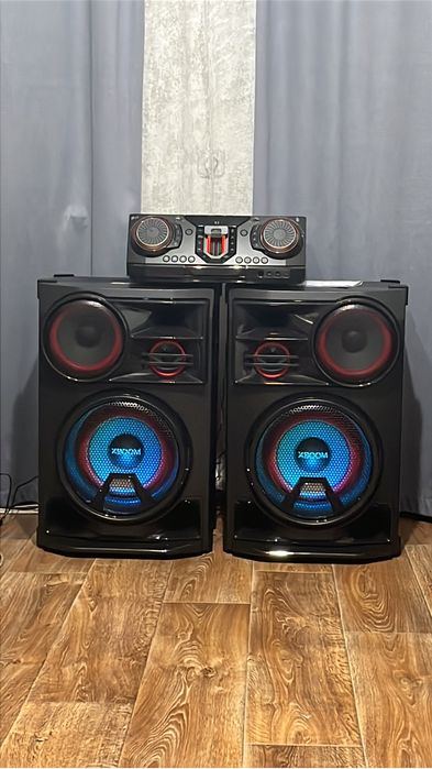 Продам музыкальный центор