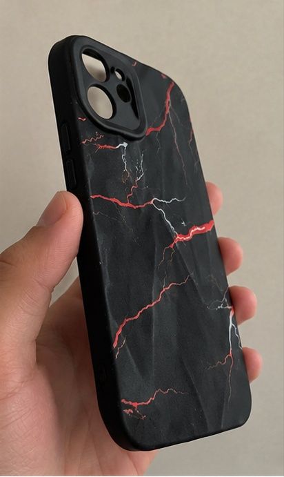Чехол на iPhone 12