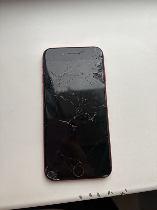 iPhone SE 2020 (Красный)