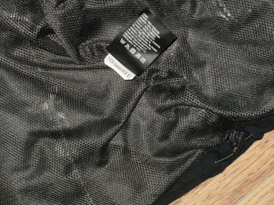 HELLY HANSEN оригинална ветровка 2XL