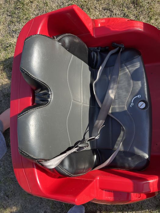 Продам детский автомобиль