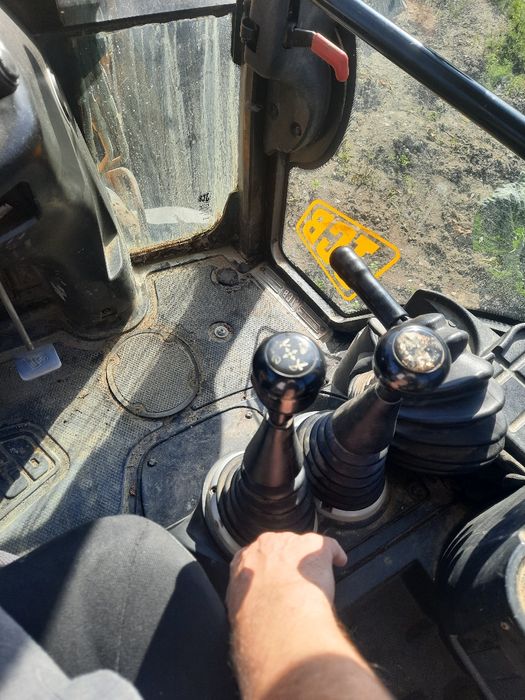 Buldoexcavator jcb 4cx de vanzare!