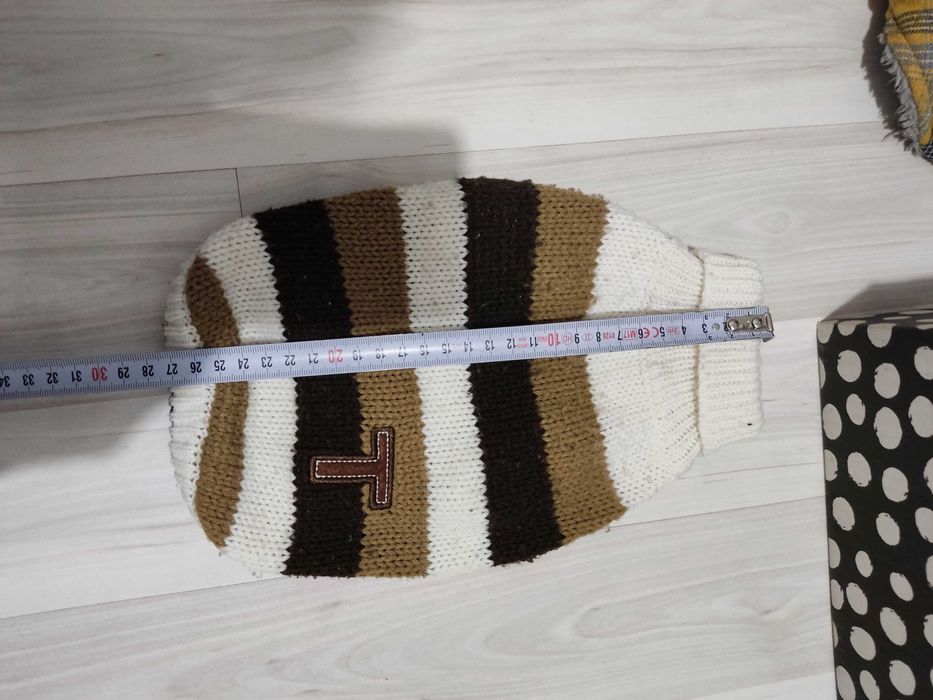 Hainuta cățel talie mica