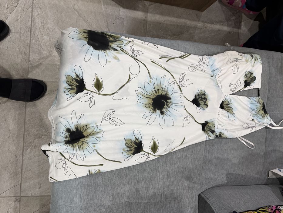 Дрехи нови не носени