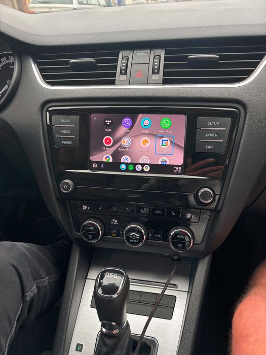 Шкода Men2 LG Активиране SmartLink Apple CarPlay Android Auto skoda