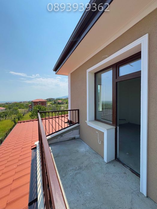 Продава се Къща в с. Брестник, Област Пловдив - 205 кв.м за 1400 €/кв.м - Снимка #16