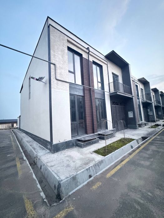 ID-240 Ттз дурмень!! Продаётся коттедж 2.3 соток 10 комнат