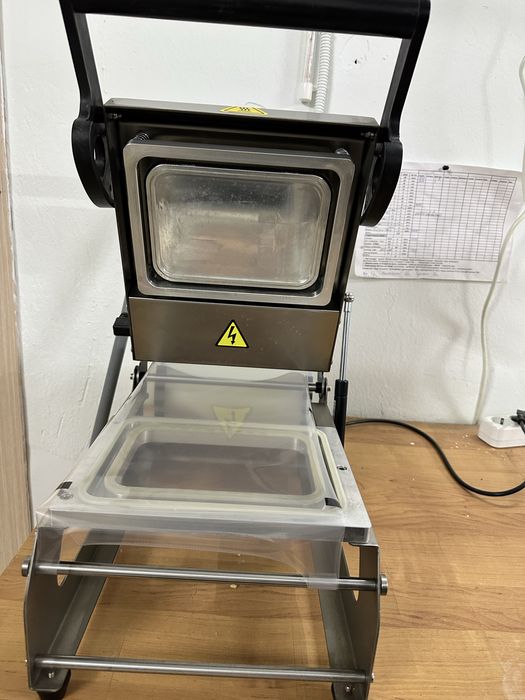 Ваакумный упаковщик