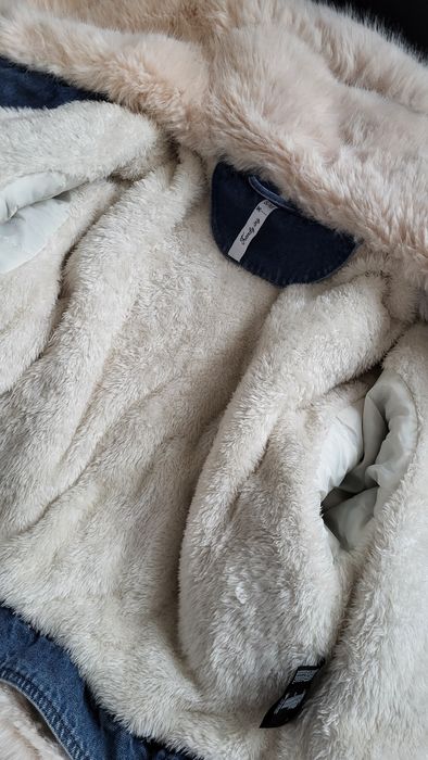 Дамско яке от деним и пух