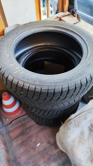 Продам шины полный комплект r16