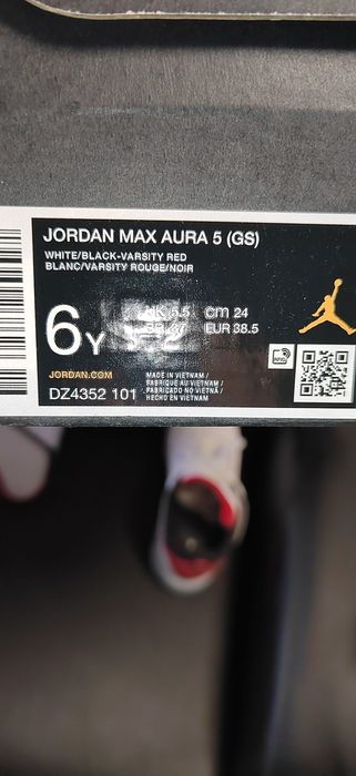 Nike Jordan Max Aura 4, номер 38,5