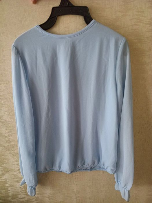 Продаётся одежда,размеры всё есть