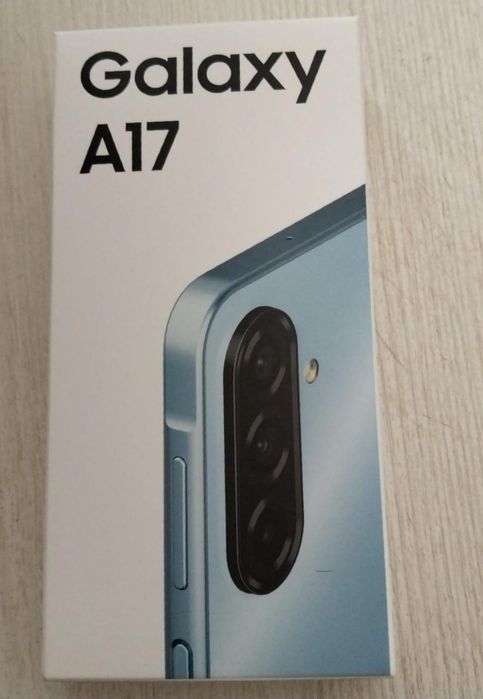 Samsung A17. Самсунг А17.