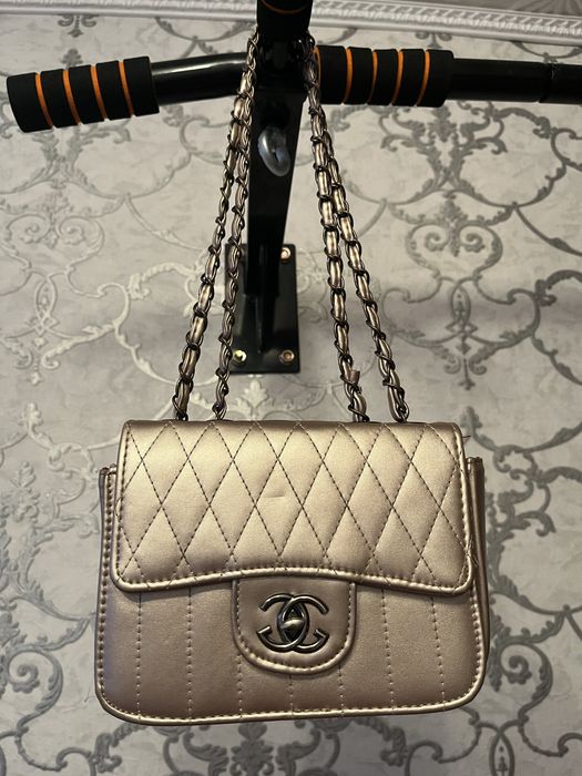 Сумки разные по 1000 тг