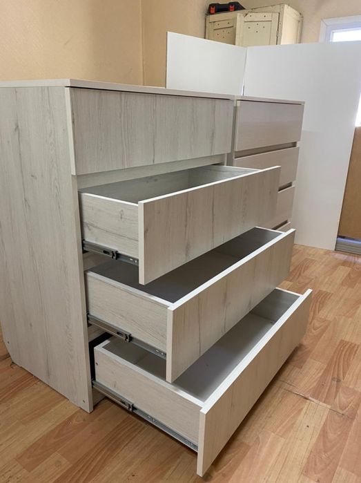 Комоды без ручек  30000