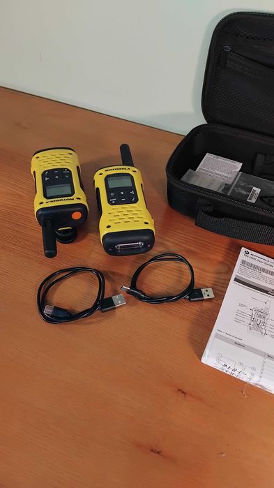 Motorola T92 H2O set - Statie radio PMR