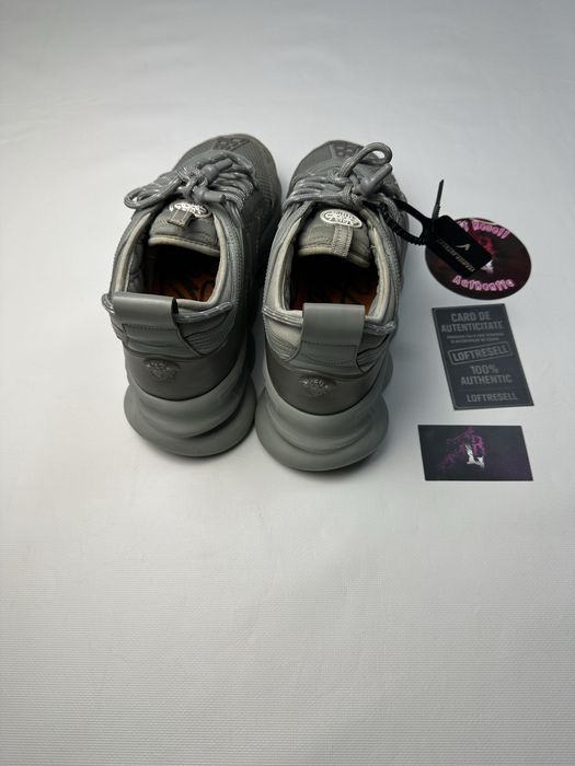 Versace chain reaction size 45 fit 45-46