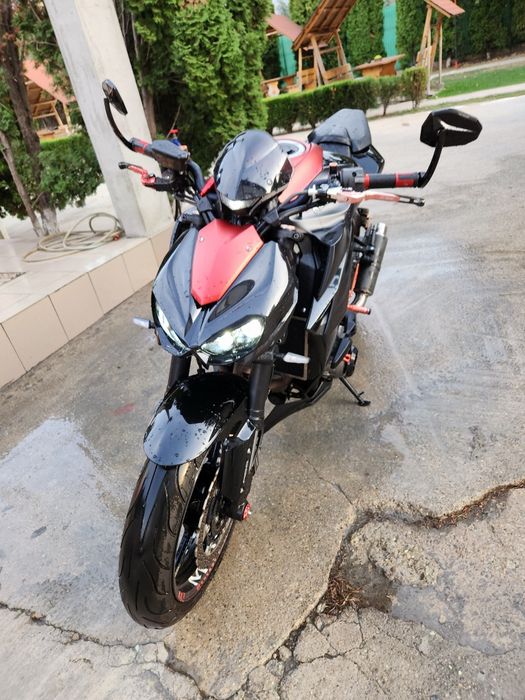Vand Kawasaki Z1000, fabricatie 2016, 32000Km, 140 cai.