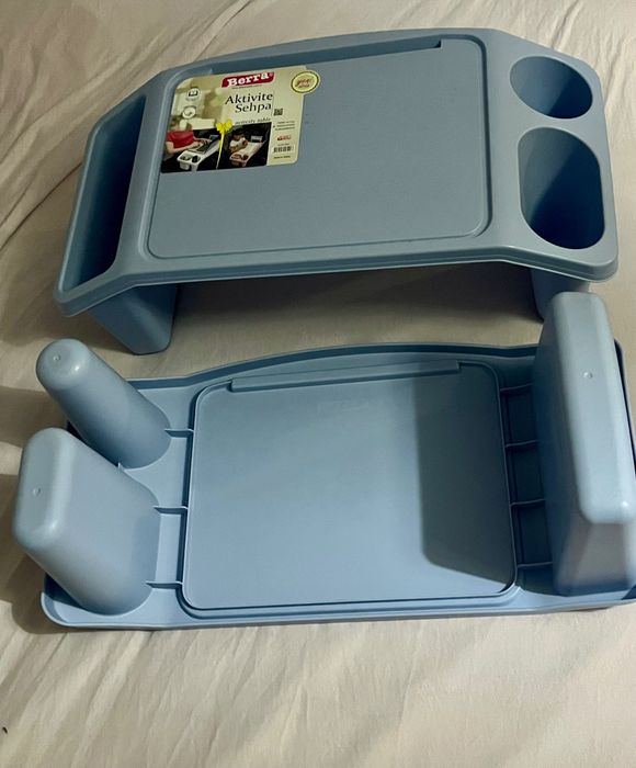 Две масички детски/ за лаптоп или рисуване