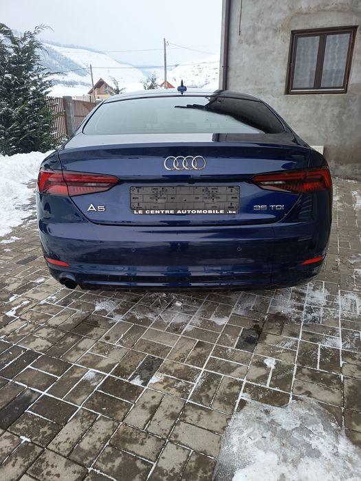 Audi A5 Ultra S-tronic usor avariata(partea stanga)