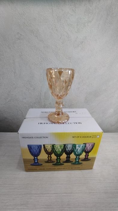 Рюмка 24 - штук.