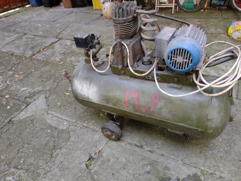 Compresor aer 200 litri ,  230 V