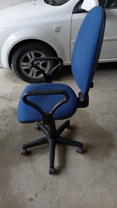 Офис учун кресло