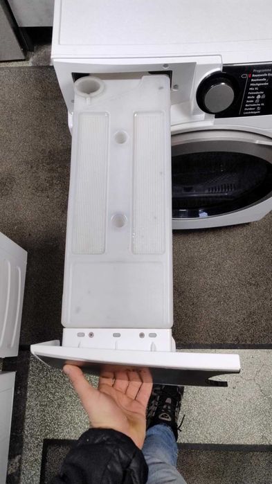 A+++ Сушилня с термопомпа AEG-АЕГ 8 кг 9000 Series AbsoluteCare