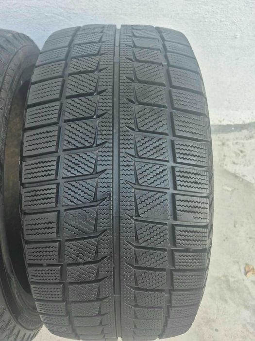 235/40R18 Godride