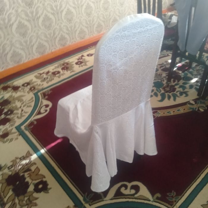 Чехол  для  стулей  белый