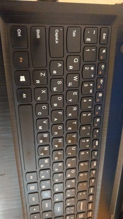 Ноутбук Lenovo продам