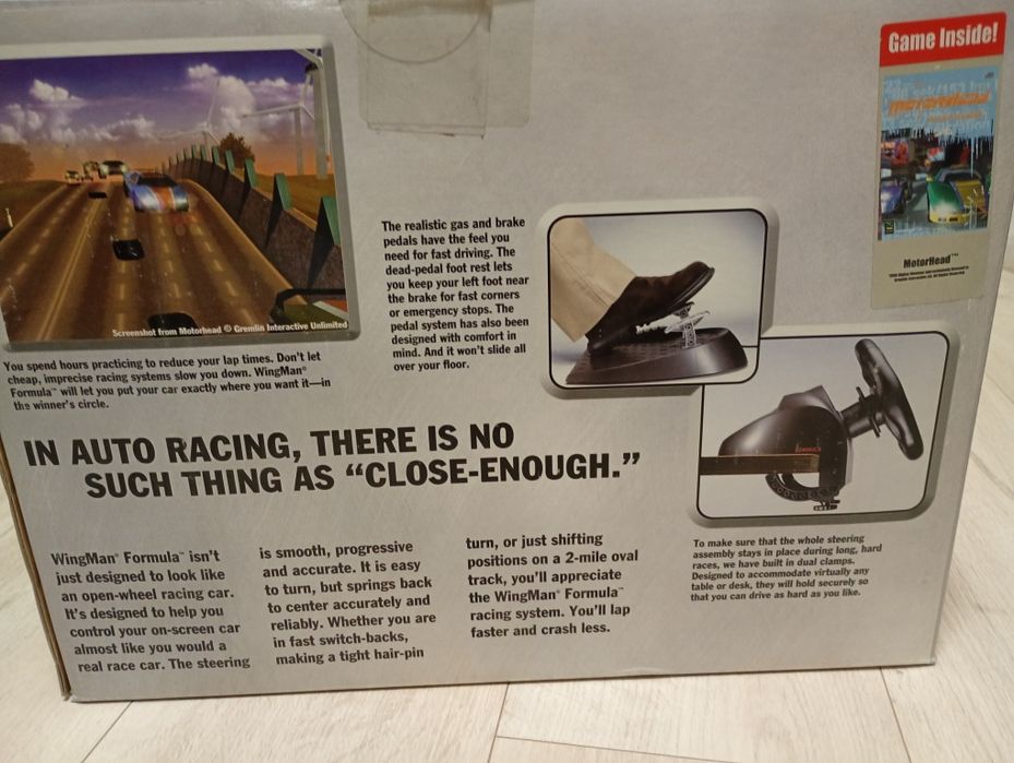 Продавам комплект -волан с педали и преходник