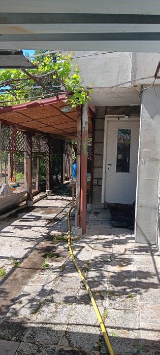 Двуетажна къща в гр.Гълъбово