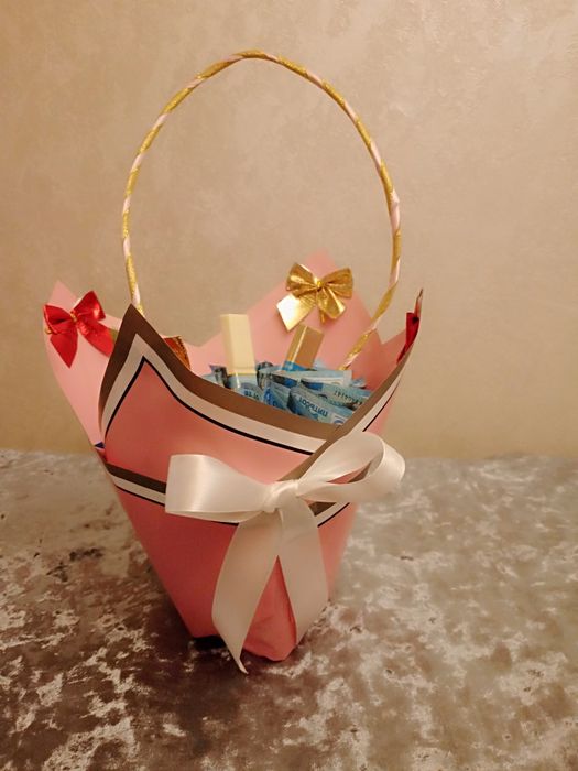 Готовый букет - деньги и конфеты