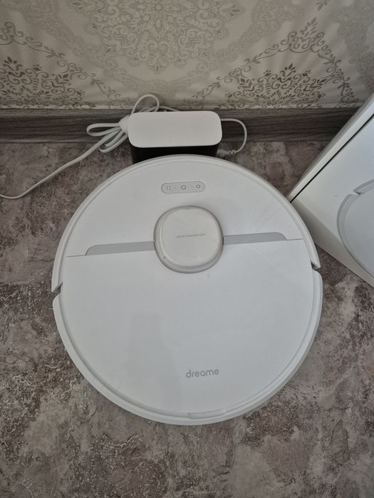 Продам робот-пылесос