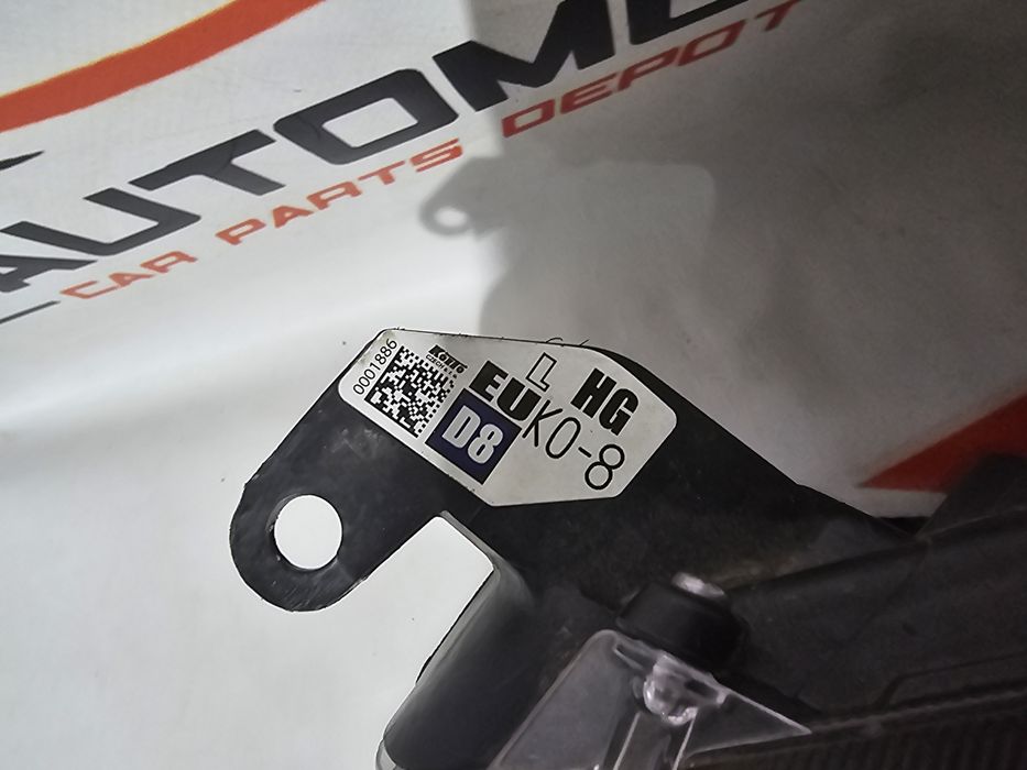 Far stanga led Toyota Yaris dupa 2020 cod K0-8