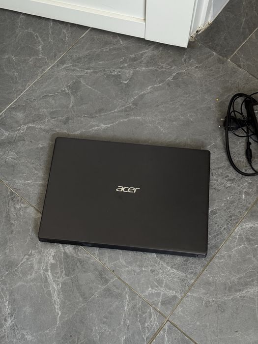 Офисный ноутбук Acer aspire