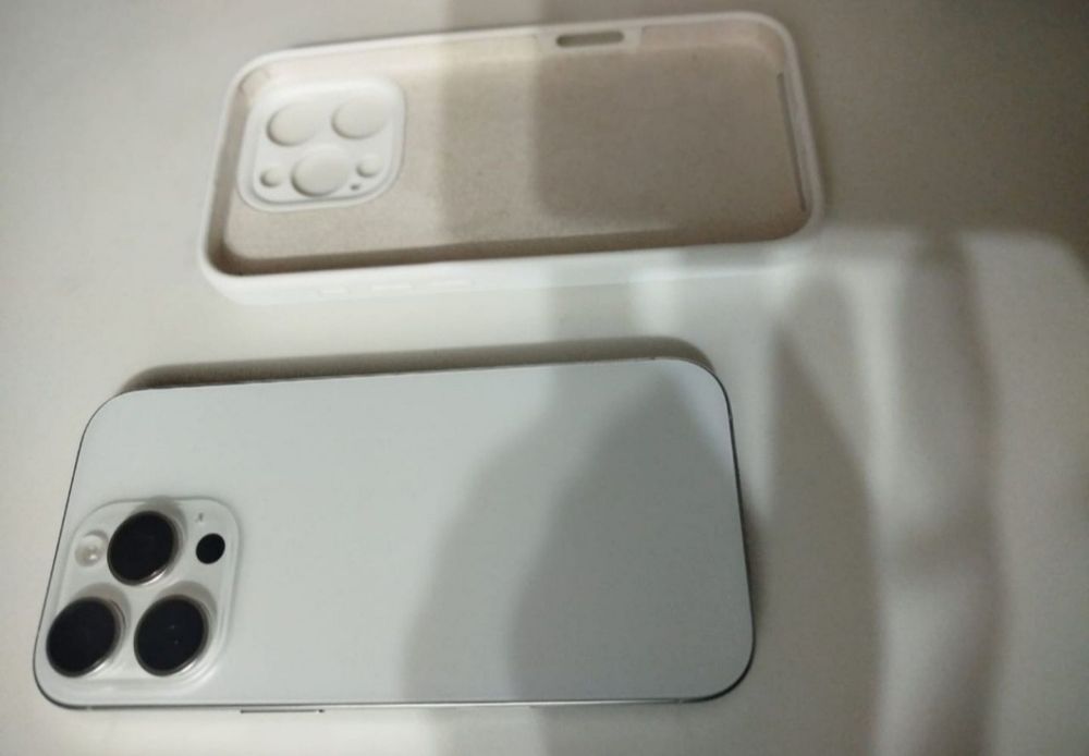 Продам айфон 16 про, на 512 гб