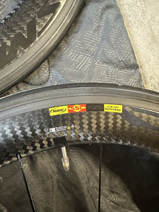 Mavic Cosmic CXR 60 (varianta pe carbon, profil de 60 mm)