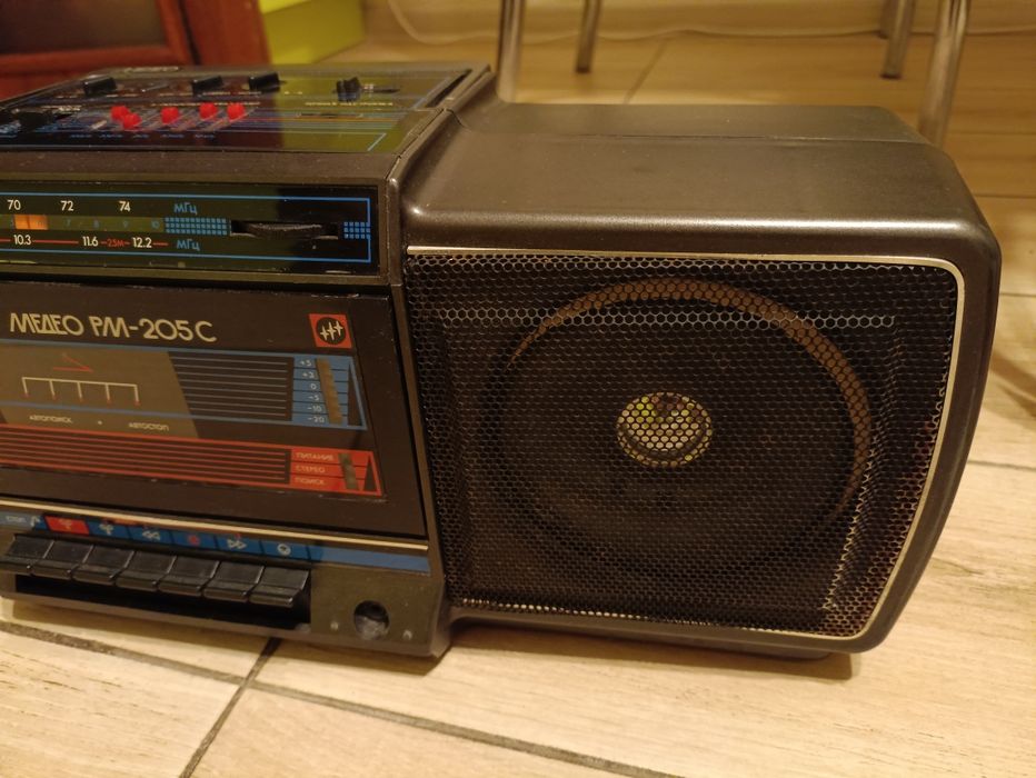 Магнитола Медео 205с