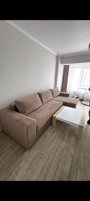 Vând măsuță de living nouă