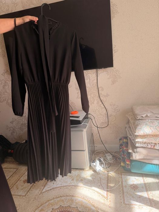 Продам платье  недорого