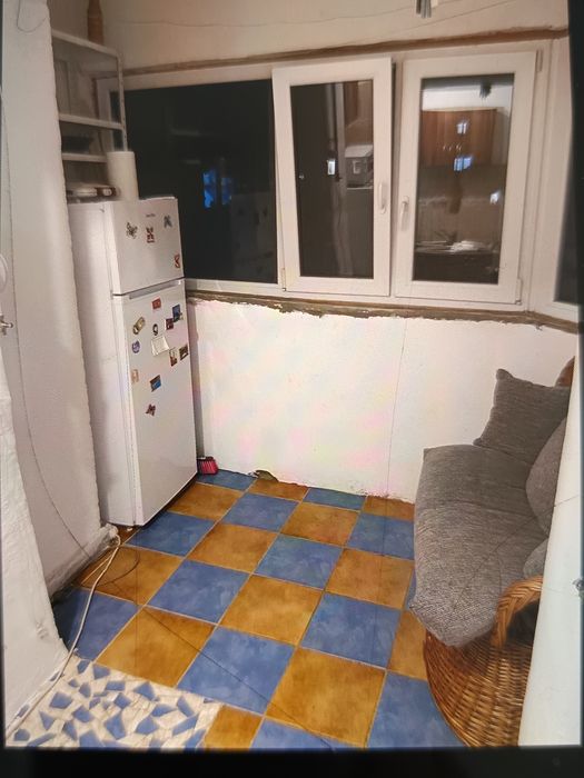 Închiriez garsonieră cart Rovine , Craiova la posta