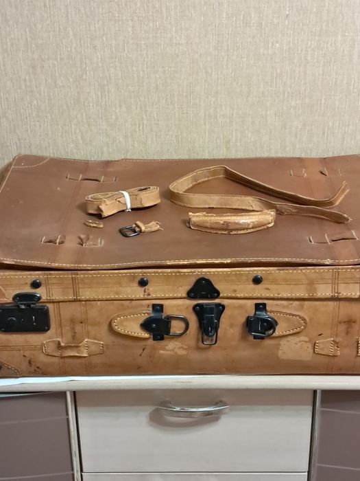 Продам чемоданы дорожные,сумка