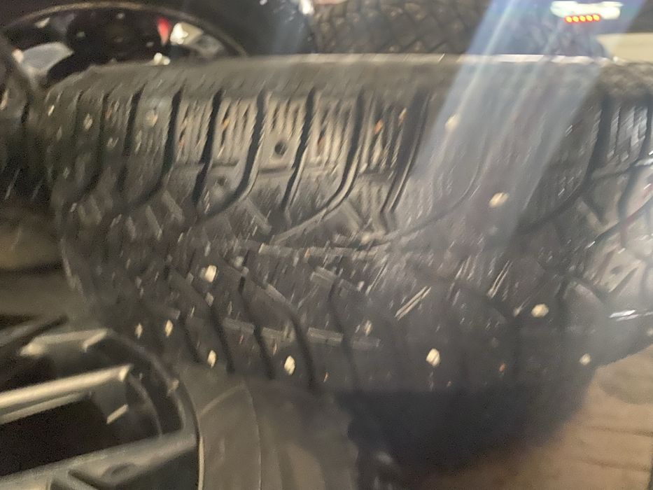 Продам зимние шины