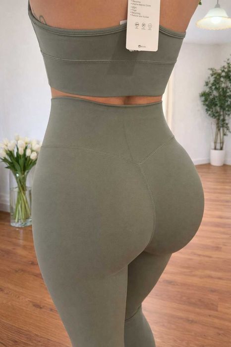 Спортен сет от две части ALO