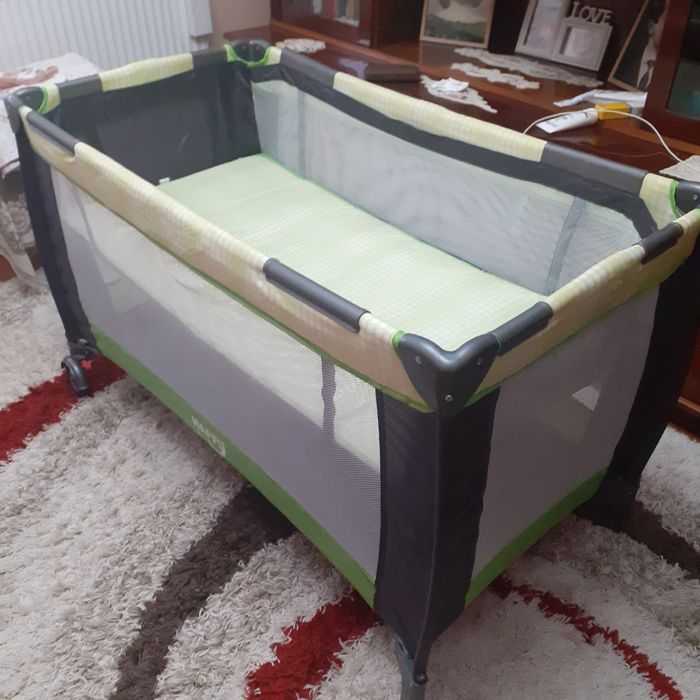 Patut copii pliabil și saltea wellpur