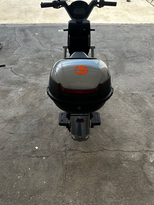 Demansh elektro skuter srowniy sotiladi