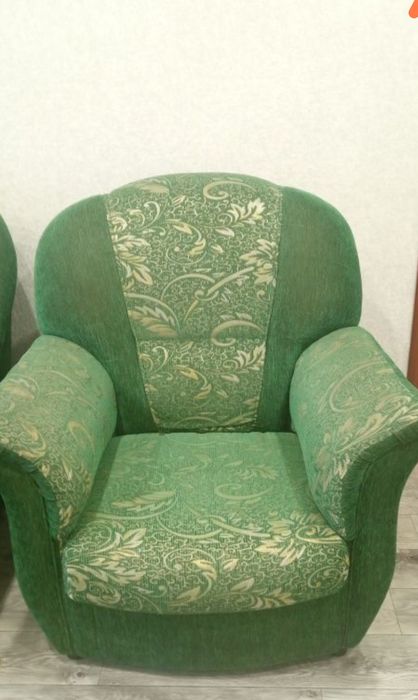 Продам диван б/у