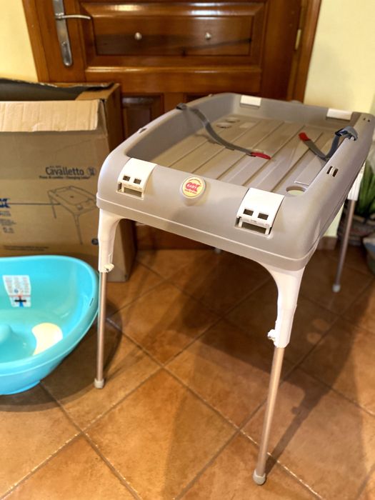 Стойка за корито и корито ОК Baby,ваничка за бебе с термометър